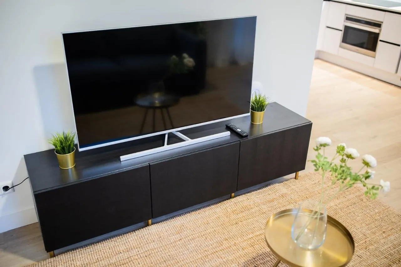 Lavish 1 Bedroom Apartment 50M2 -Ss177L- Rotterdam